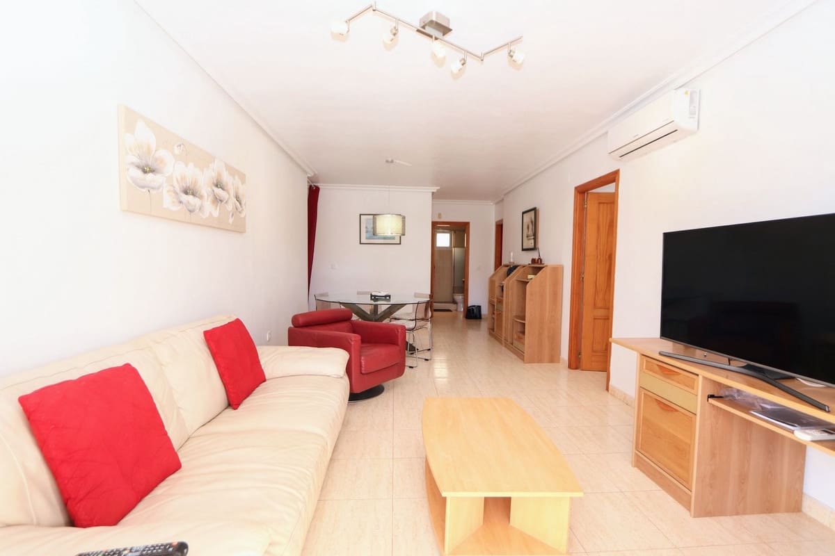 Apartamento de 3 habitaciones en Playa Flamenca en venta - 264.000 € (Ref: 9363948)