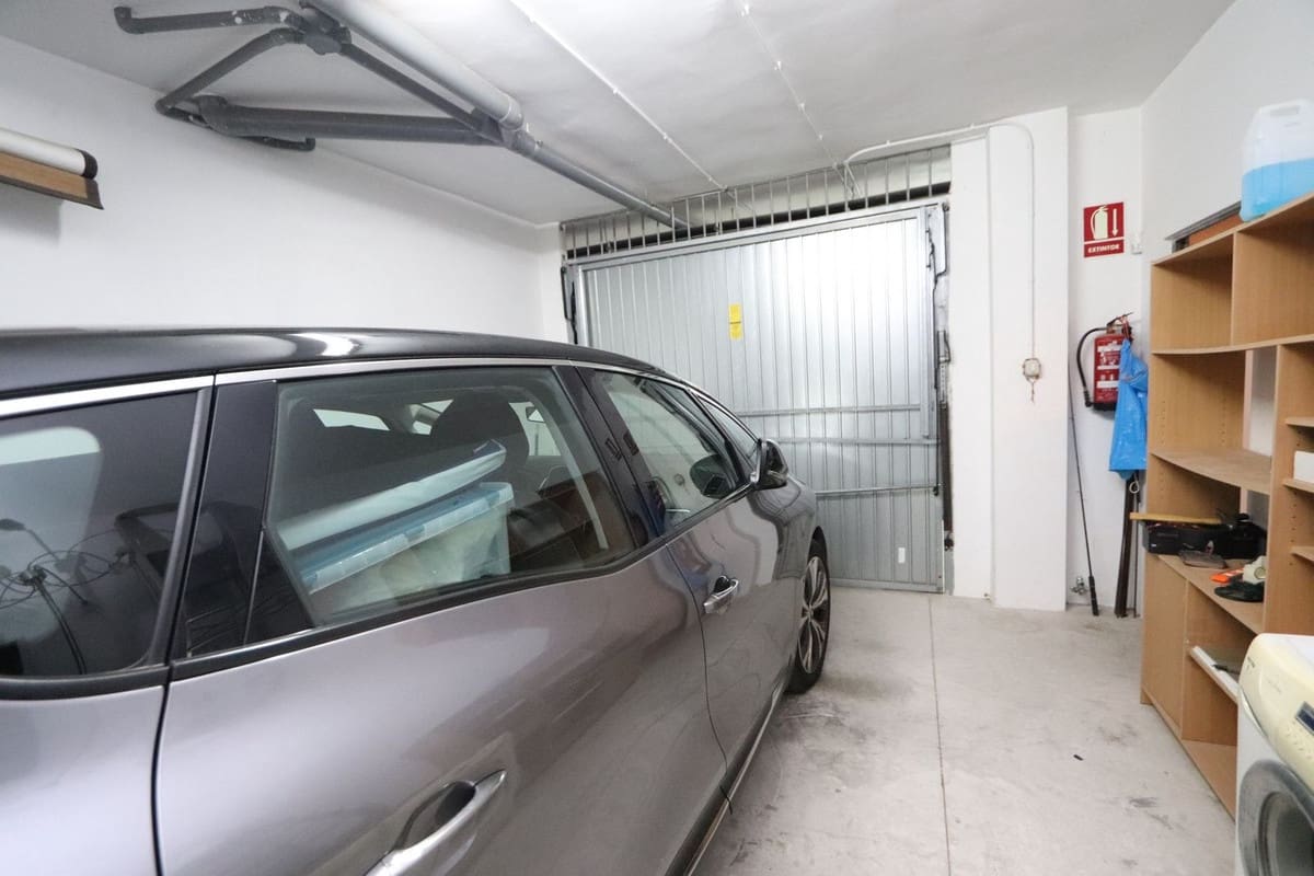 Apartamento de 3 habitaciones en Playa Flamenca en venta - 264.000 € (Ref: 9363948)