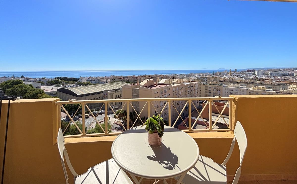 4 quarto Apartamento para venda em Estepona - 365 000 € (Ref: 9363949)