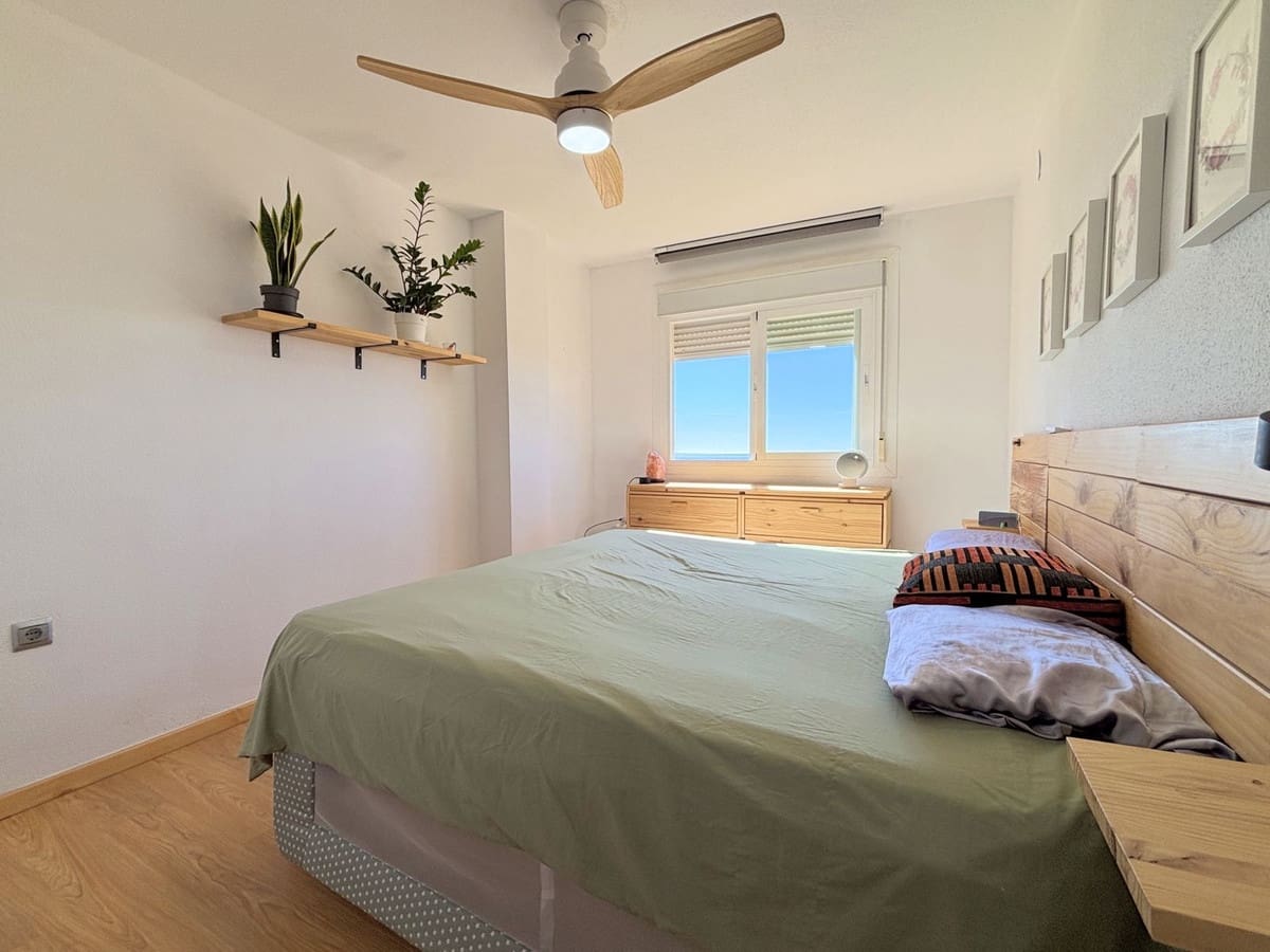 4 quarto Apartamento para venda em Estepona - 365 000 € (Ref: 9363949)