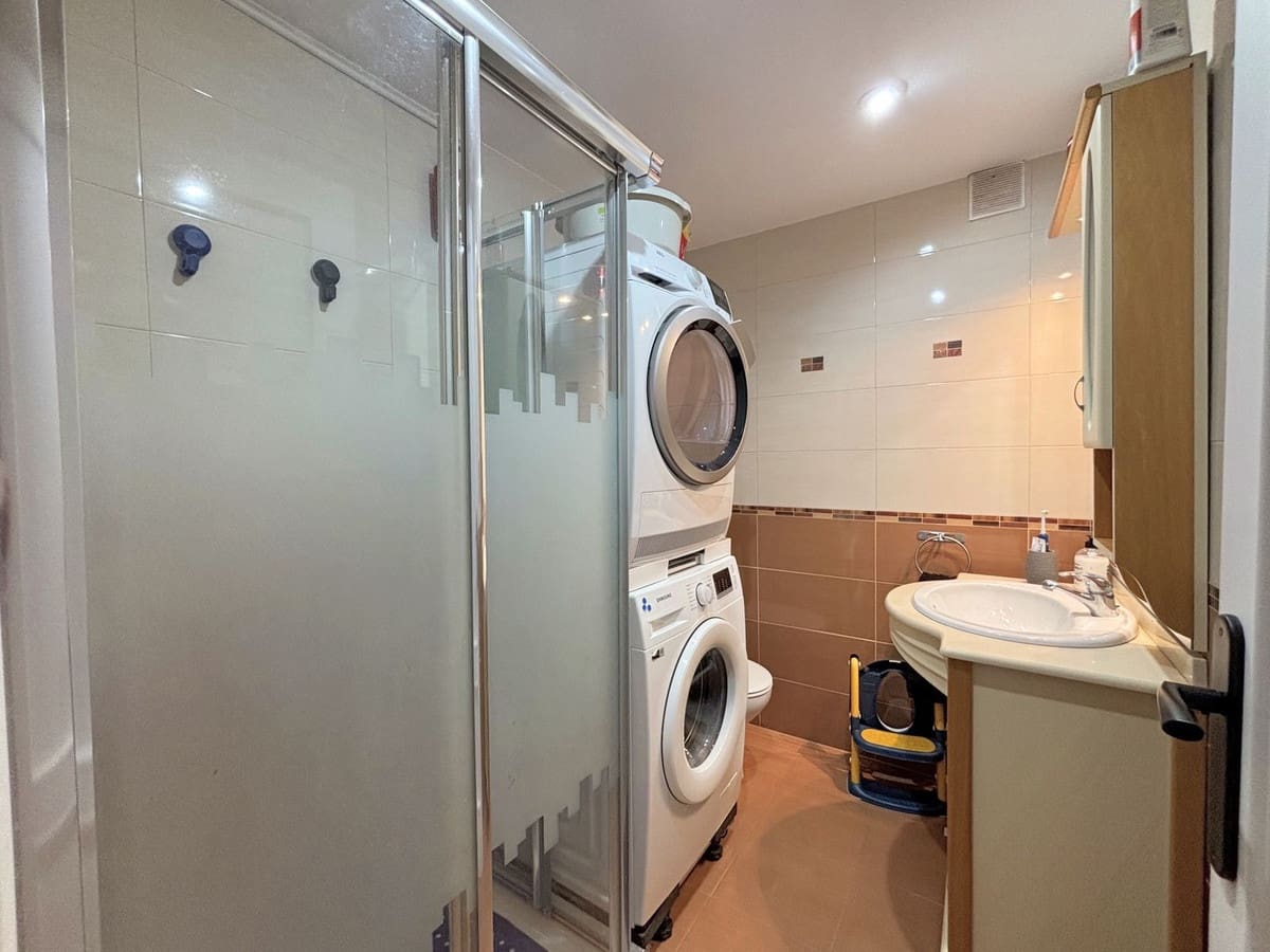 4 quarto Apartamento para venda em Estepona - 365 000 € (Ref: 9363949)