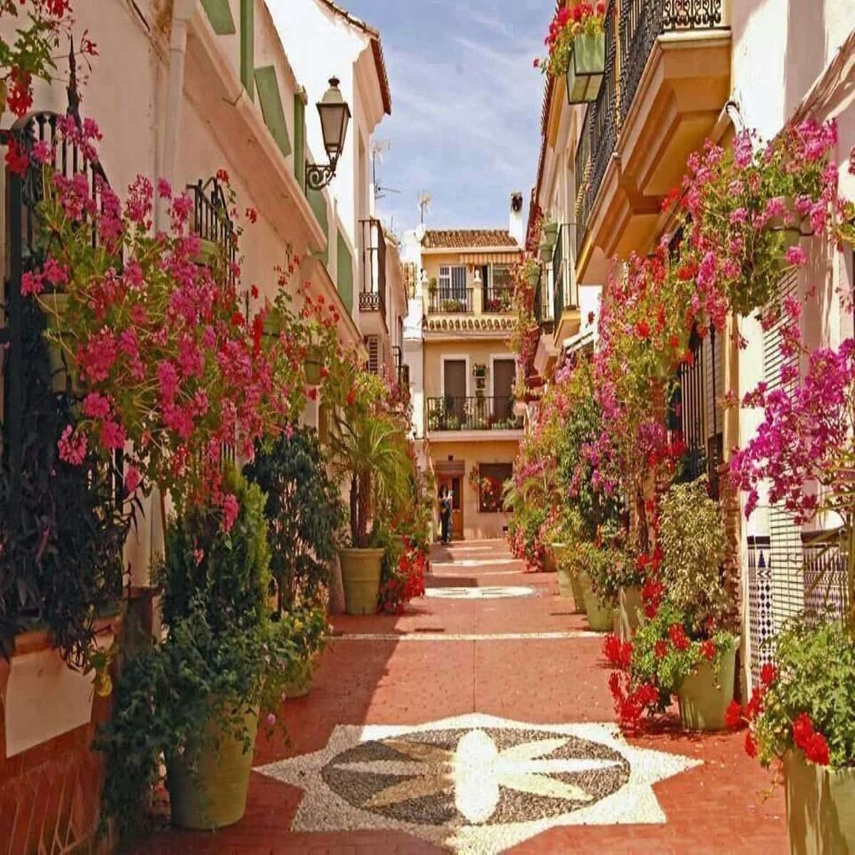 4 quarto Apartamento para venda em Estepona - 365 000 € (Ref: 9363949)