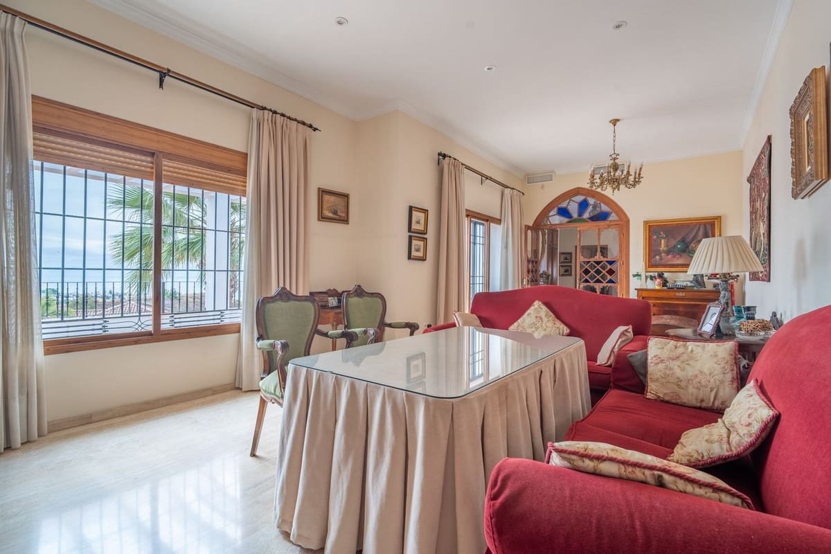 5 sovrum Villa till salu i Malaga stad - 1 450 000 € (Ref: 9363955)