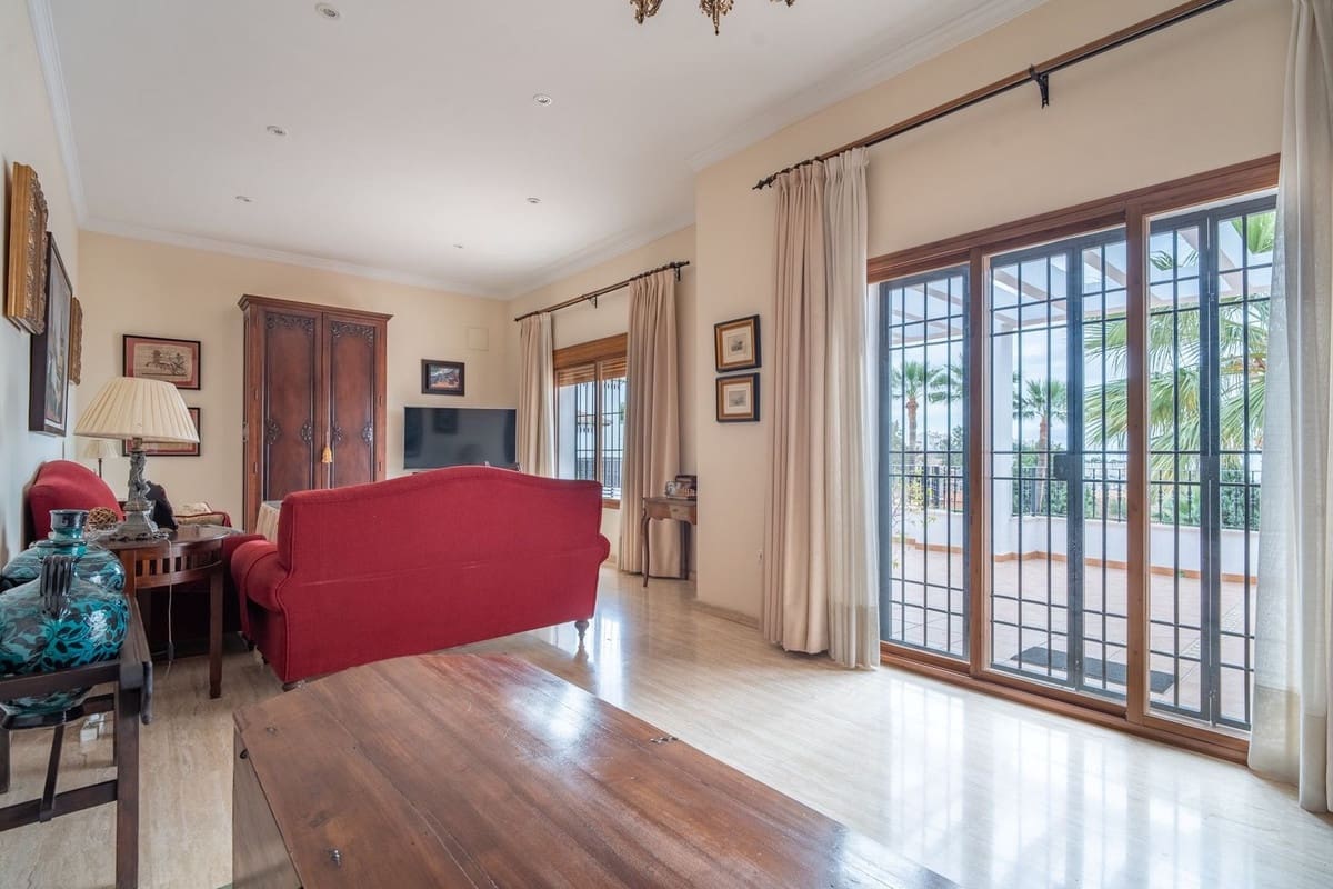 5 sovrum Villa till salu i Malaga stad - 1 450 000 € (Ref: 9363955)