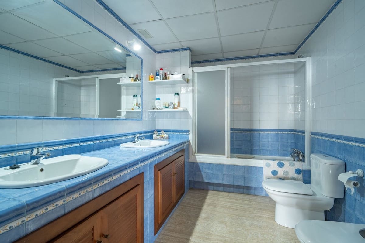 5 sovrum Villa till salu i Malaga stad - 1 450 000 € (Ref: 9363955)