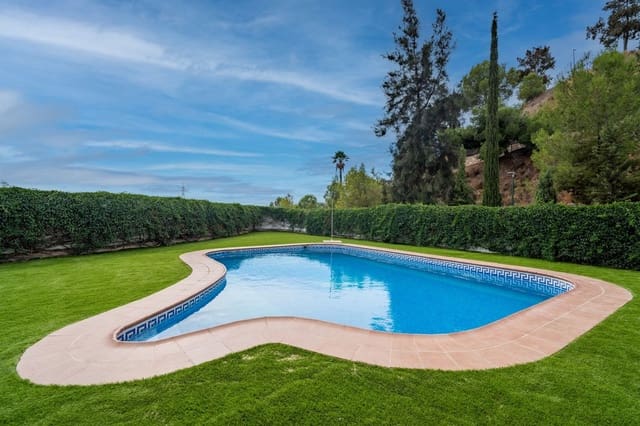 5 sovrum Villa till salu i Pinares de San Antón, Málaga stad - 1 450 000 € (Ref: 9363955)