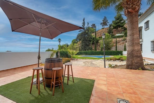 5 sovrum Villa till salu i Pinares de San Antón, Málaga stad - 1 450 000 € (Ref: 9363955)