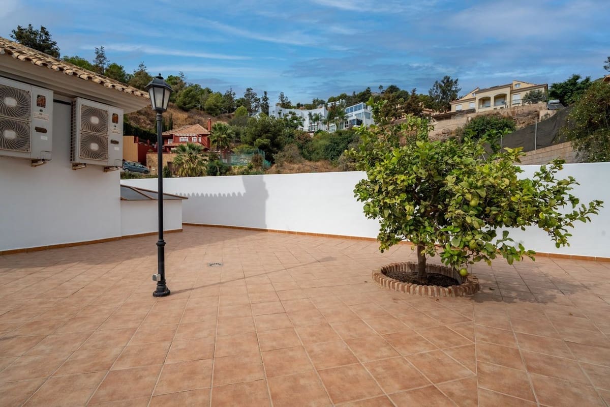 5 Zimmer Villa zu verkaufen in Malaga Stadt - 1.450.000 € (Ref: 9363955)