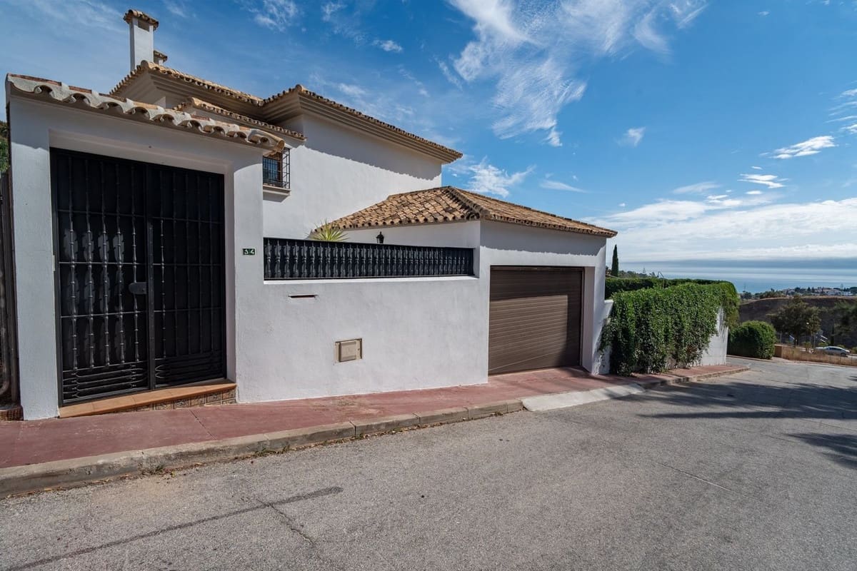 5 Zimmer Villa zu verkaufen in Malaga Stadt - 1.450.000 € (Ref: 9363955)