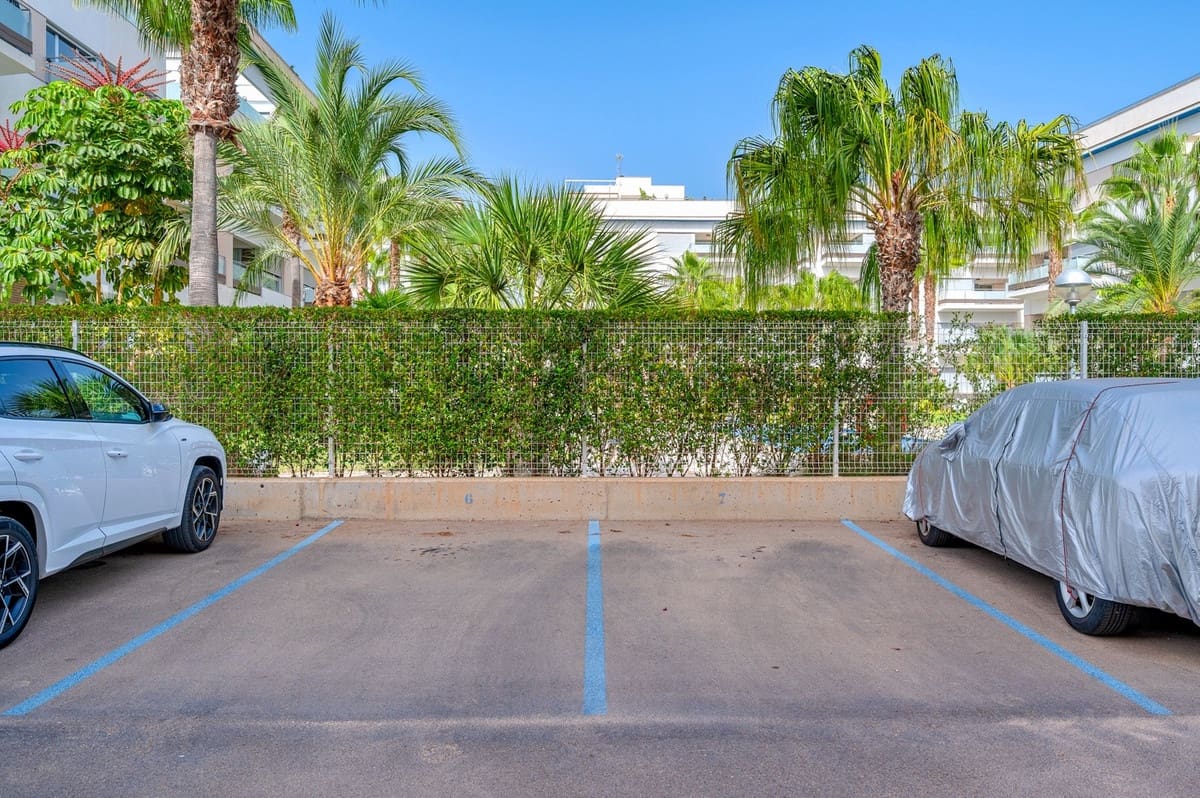 Apartamento de 2 habitaciones en Villamartin en venta - 265.000 € (Ref: 9363960)