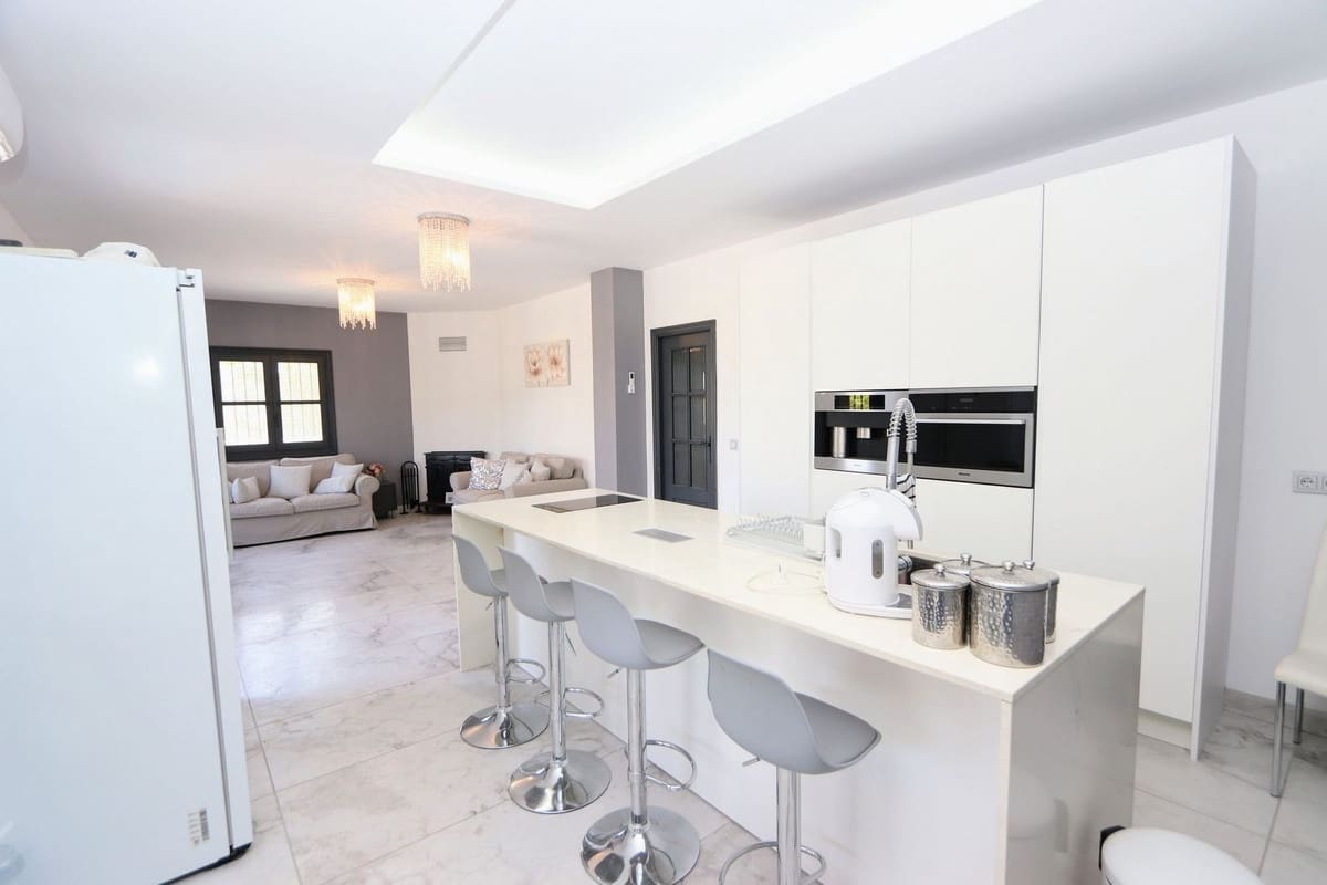 5 bedroom Villa for sale in Canada de San Pedro - € 375,000 (Ref: 9363961)