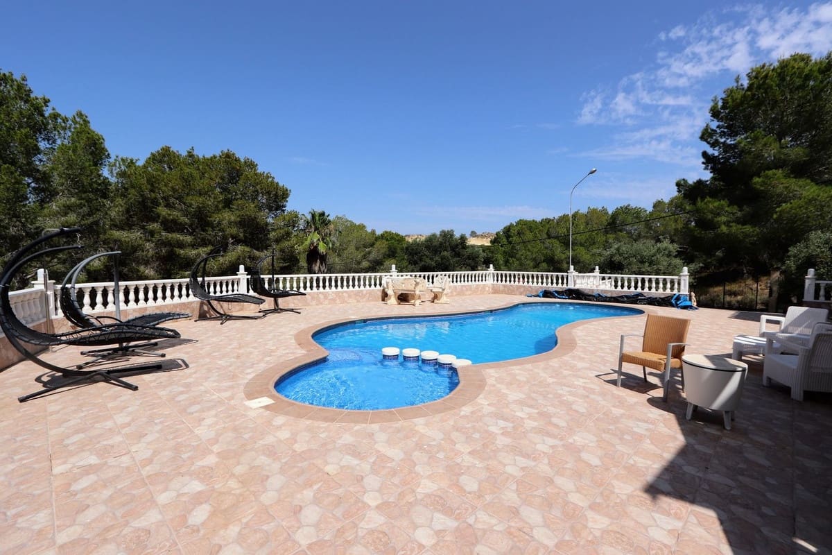 5 bedroom Villa for sale in Canada de San Pedro - € 375,000 (Ref: 9363961)