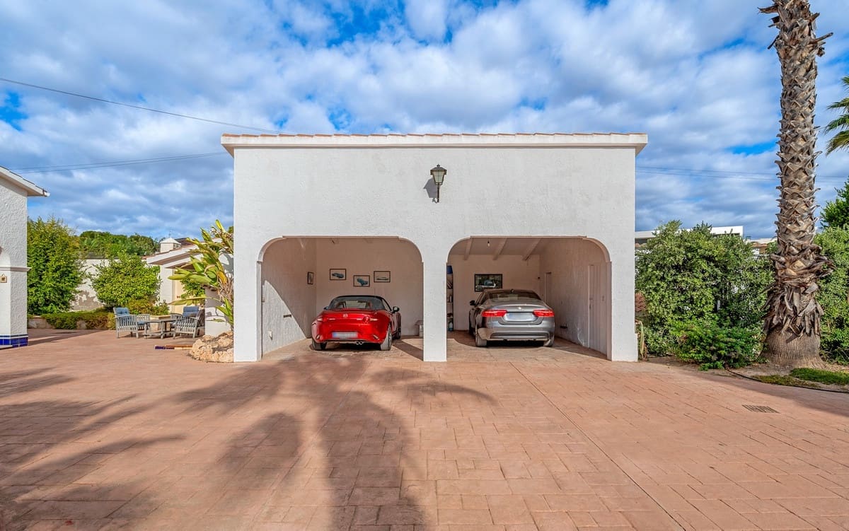 6 bedroom Villa for sale in Elche / Elx - € 560,000 (Ref: 9363965)