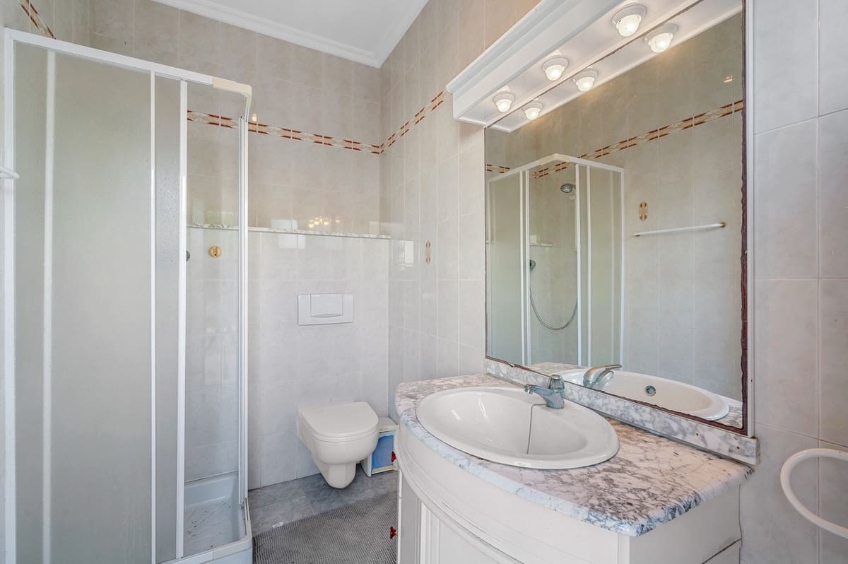 6 bedroom Villa for sale in Elche / Elx - € 560,000 (Ref: 9363965)