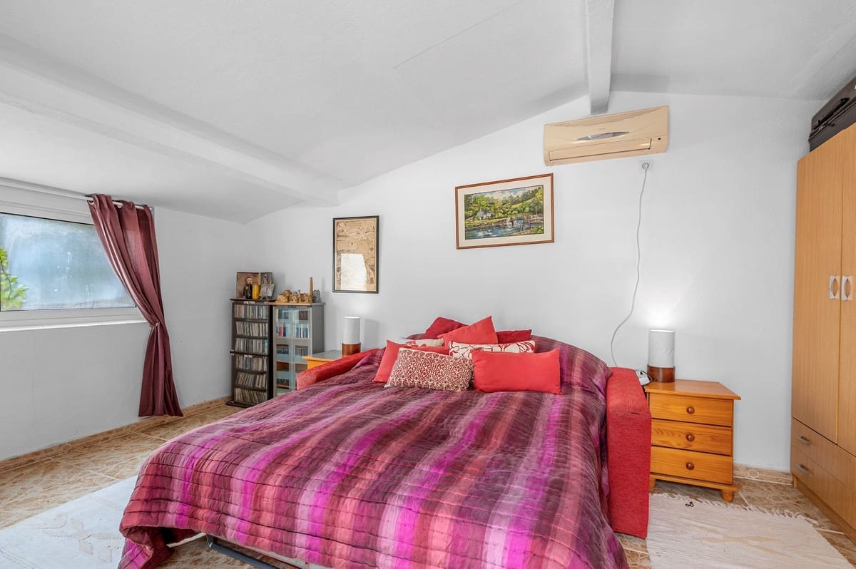 6 bedroom Villa for sale in Elche / Elx - € 560,000 (Ref: 9363965)