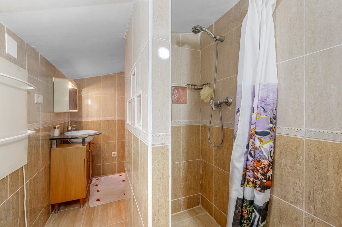 6 bedroom Villa for sale in Elche / Elx - € 560,000 (Ref: 9363965)