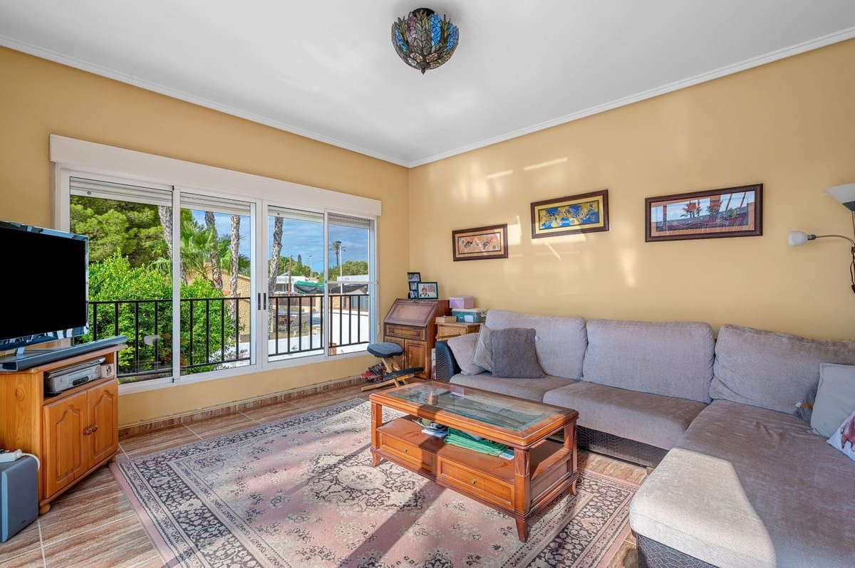 6 bedroom Villa for sale in Elche / Elx - € 560,000 (Ref: 9363965)