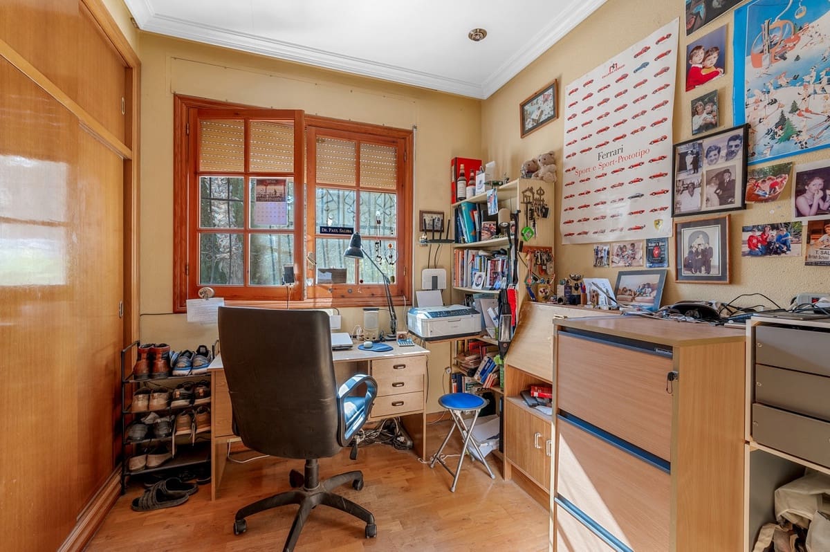 6 bedroom Villa for sale in Elche / Elx - € 560,000 (Ref: 9363965)