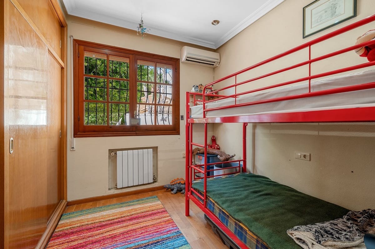 6 bedroom Villa for sale in Elche / Elx - € 560,000 (Ref: 9363965)