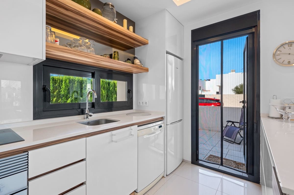 3 bedroom Townhouse for sale in Rojales - € 325,000 (Ref: 9363967)