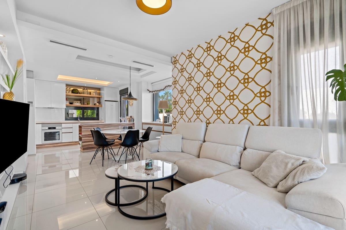 3 bedroom Townhouse for sale in Rojales - € 325,000 (Ref: 9363967)