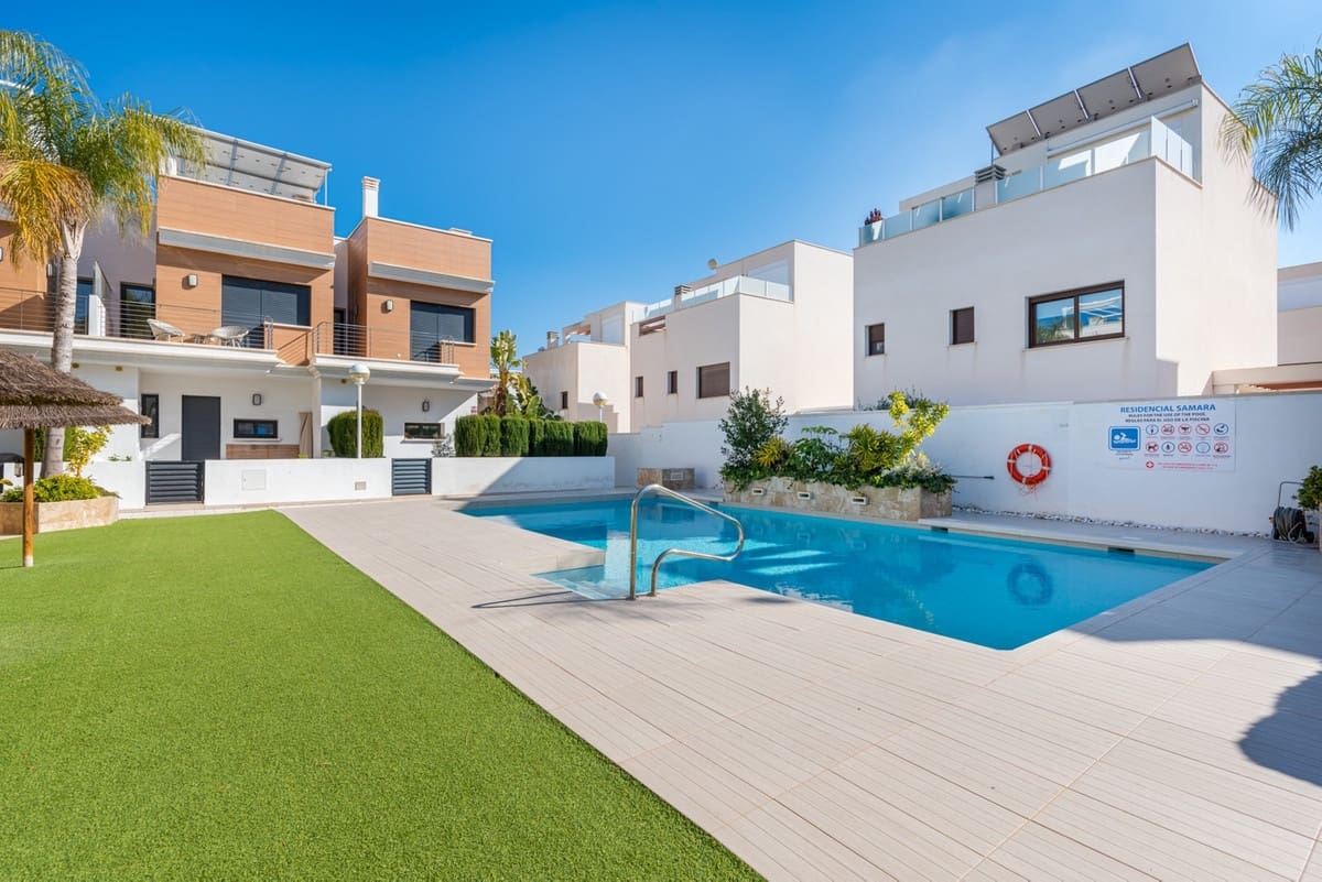 3 bedroom Townhouse for sale in Rojales - € 325,000 (Ref: 9363967)