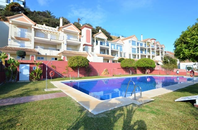 3 bedroom Apartment for sale in La Duquesa / Puerto de la Duquesa, Manilva - € 533,000 (Ref: 9363968)