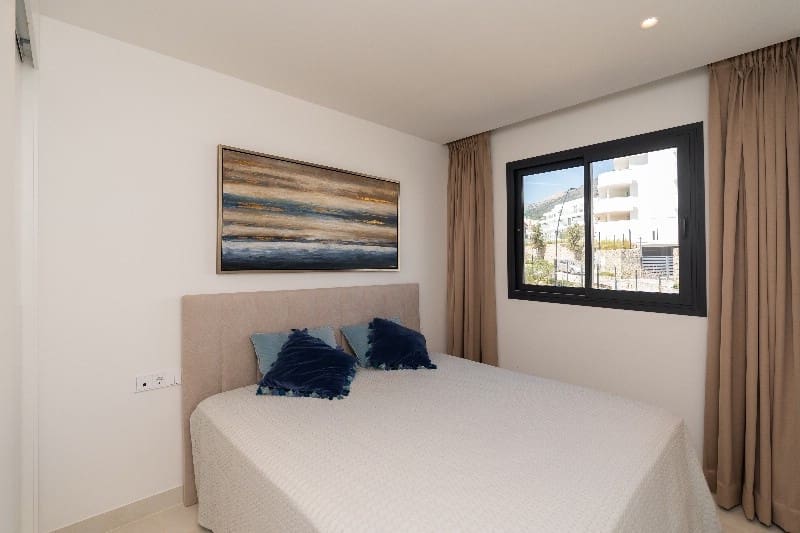 3 bedroom Apartment for sale in Fuengirola - € 675,000 (Ref: 9363973)