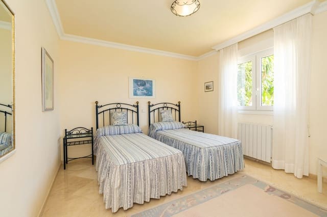 3 quarto Moradia para venda em Torrenueva, Mijas - 1 375 000 € (Ref: 9363974)