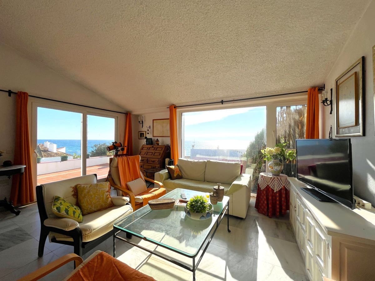 5 makuuhuone Huvila myytävänä paikassa Estepona - 1 295 000 € (Ref: 9363978)