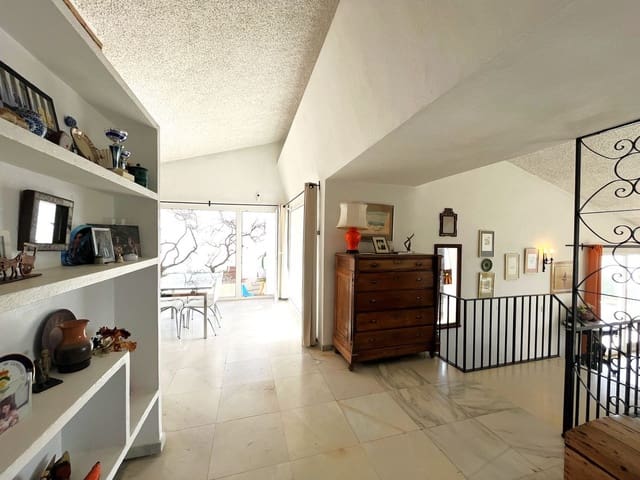 5 makuuhuone Huvila myytävänä paikassa Parque Central, Estepona - 1 295 000 € (Ref: 9363978)