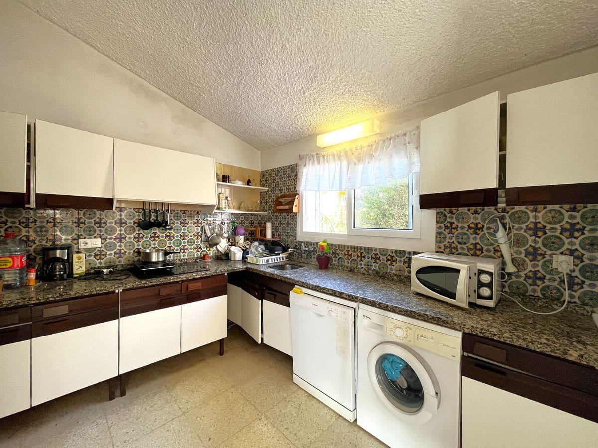 5 makuuhuone Huvila myytävänä paikassa Estepona - 1 295 000 € (Ref: 9363978)