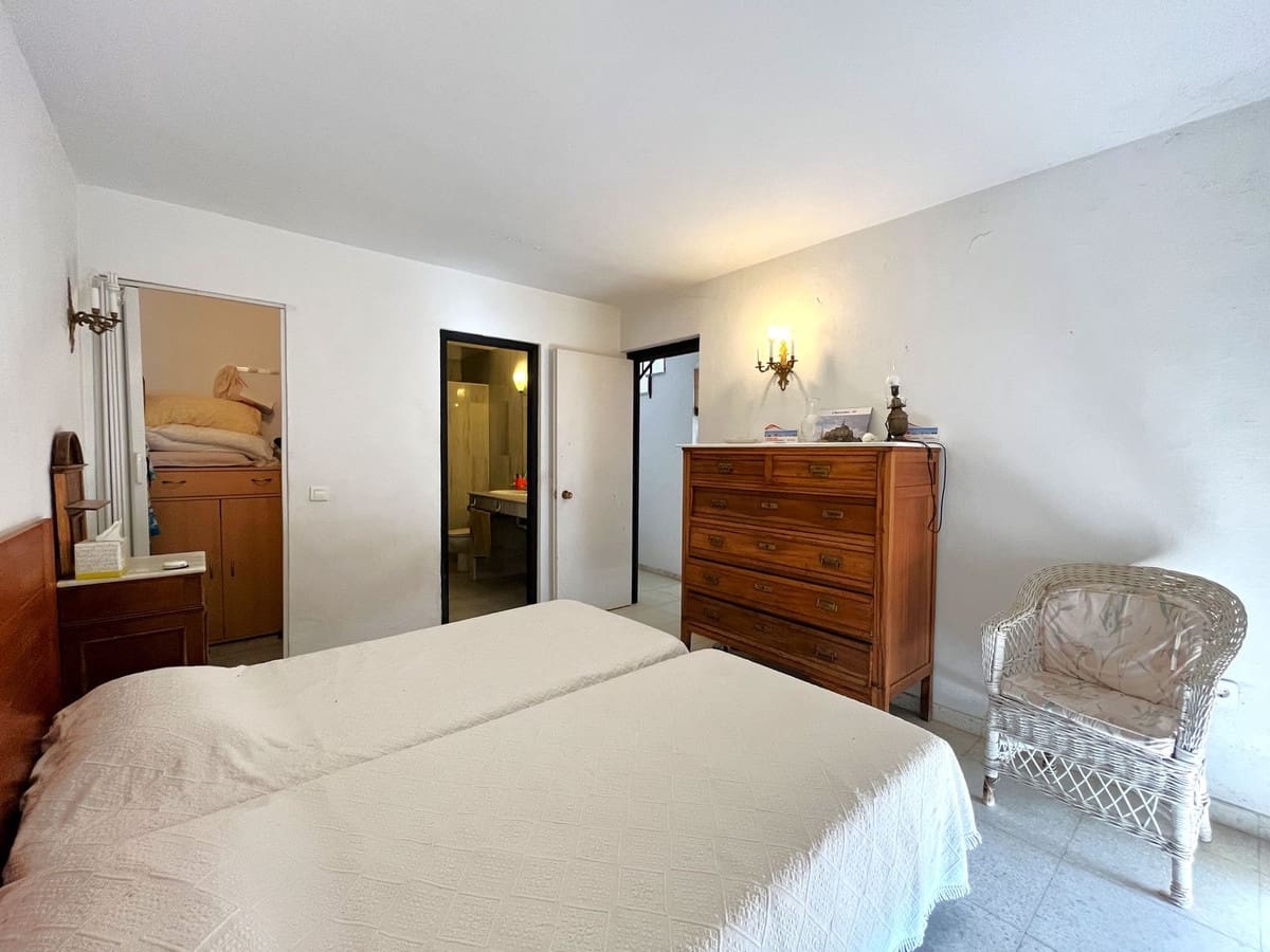 5 makuuhuone Huvila myytävänä paikassa Estepona - 1 295 000 € (Ref: 9363978)