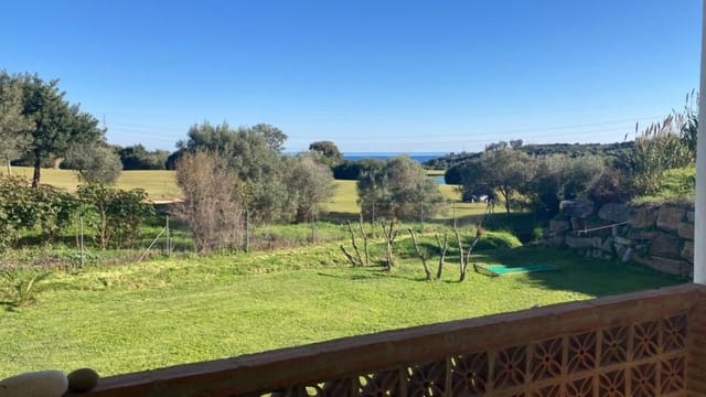 Chalet de 3 habitaciones en Parque Central, Estepona en venta - 795.000 € (Ref: 9363982)