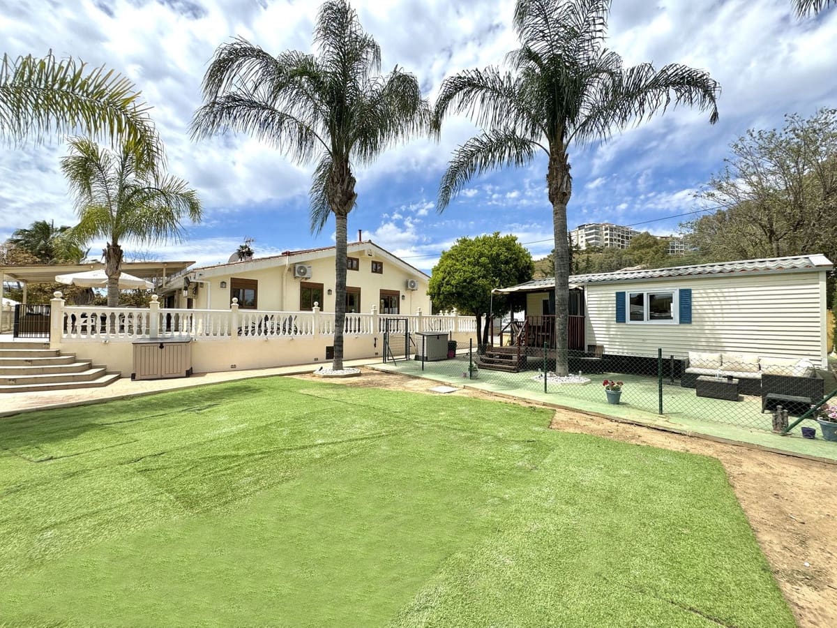 5 bedroom Finca/Country House for sale in Mijas - € 1,395,000 (Ref: 9363983)