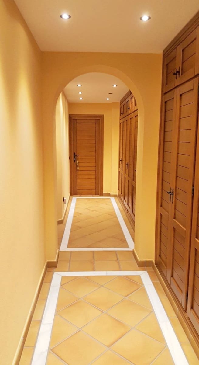 Chalet de 5 habitaciones en Estepona en venta - 2.300.000 € (Ref: 9363988)