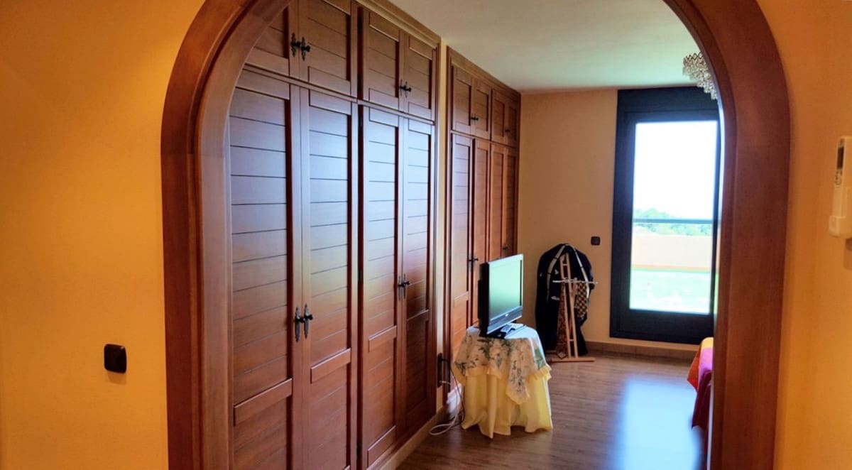 Chalet de 5 habitaciones en Estepona en venta - 2.300.000 € (Ref: 9363988)