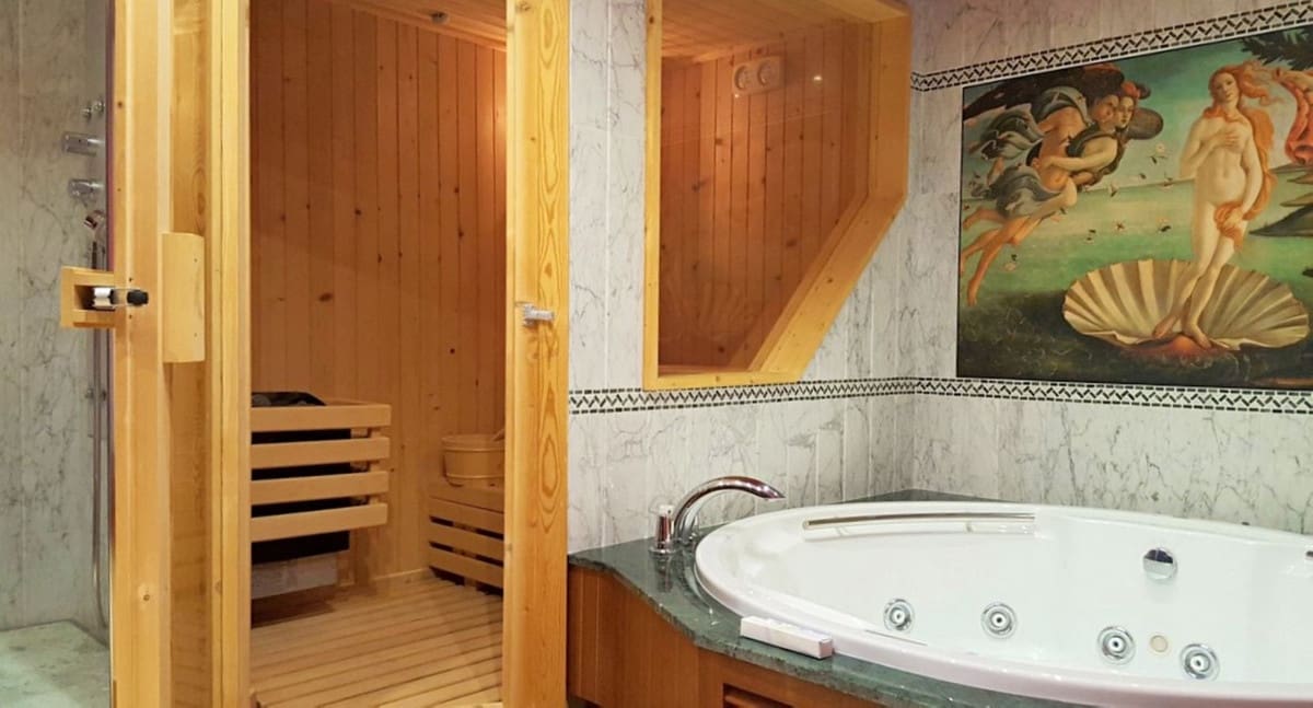 Chalet de 5 habitaciones en Estepona en venta - 2.300.000 € (Ref: 9363988)