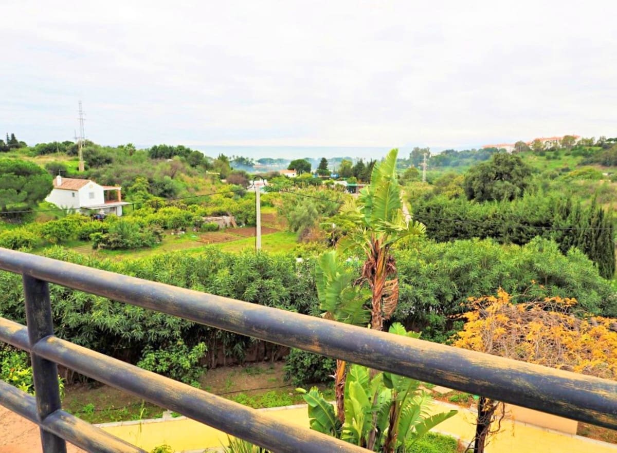 Chalet de 5 habitaciones en Estepona en venta - 2.300.000 € (Ref: 9363988)