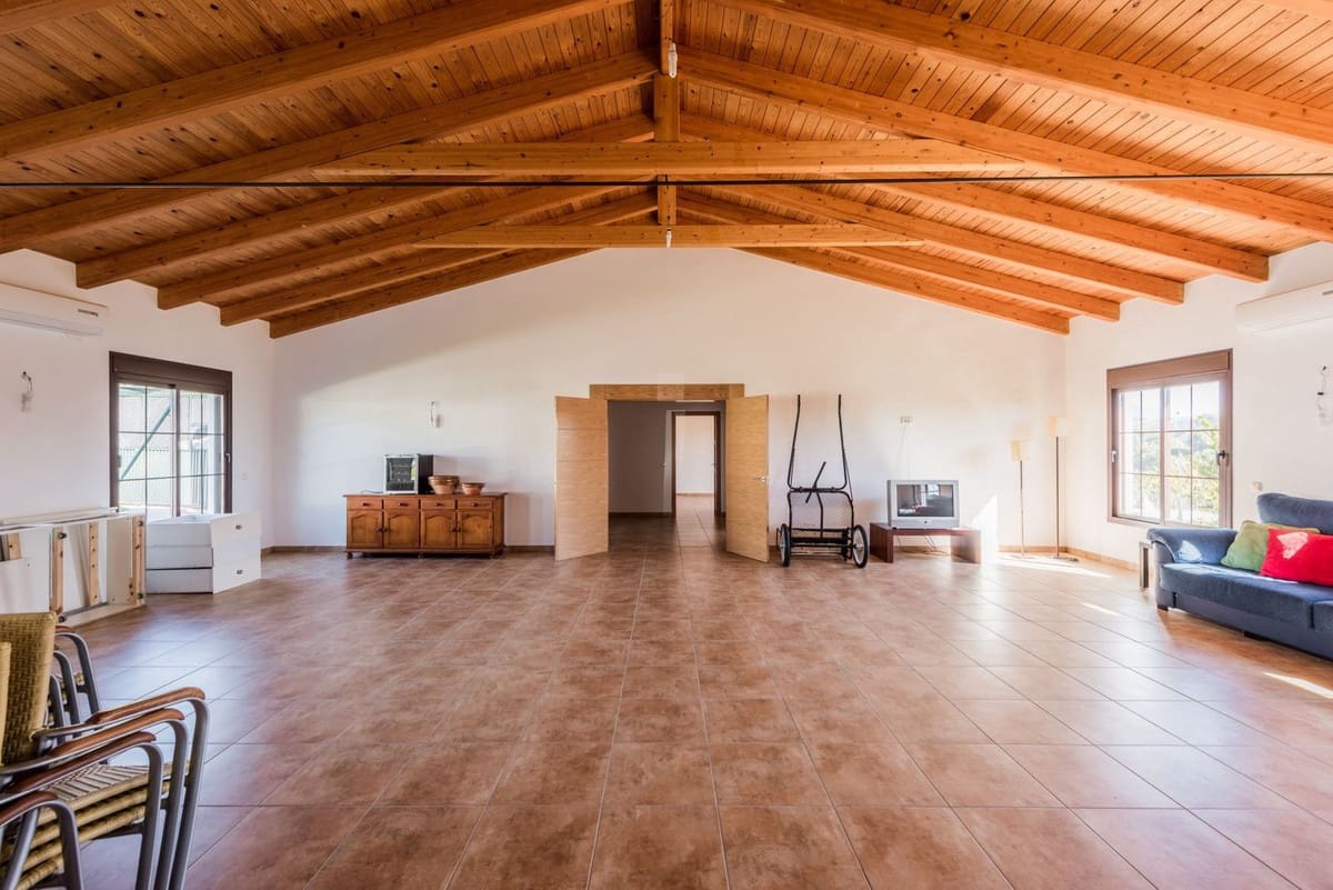 3 quarto Quinta/Casa Rural para venda em Estepona - 960 000 € (Ref: 9363989)