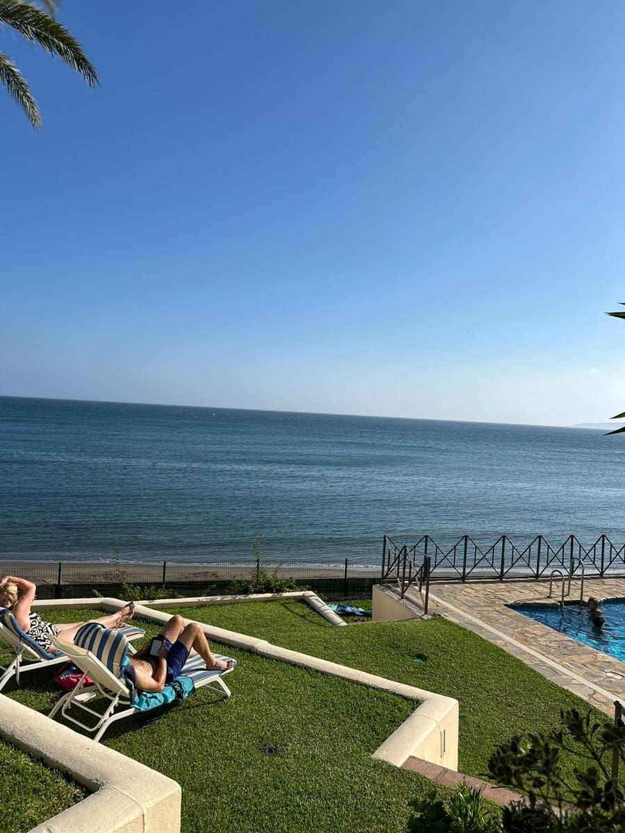 2 sovrum Lägenhet till salu i Estepona - 485 000 € (Ref: 9363991)