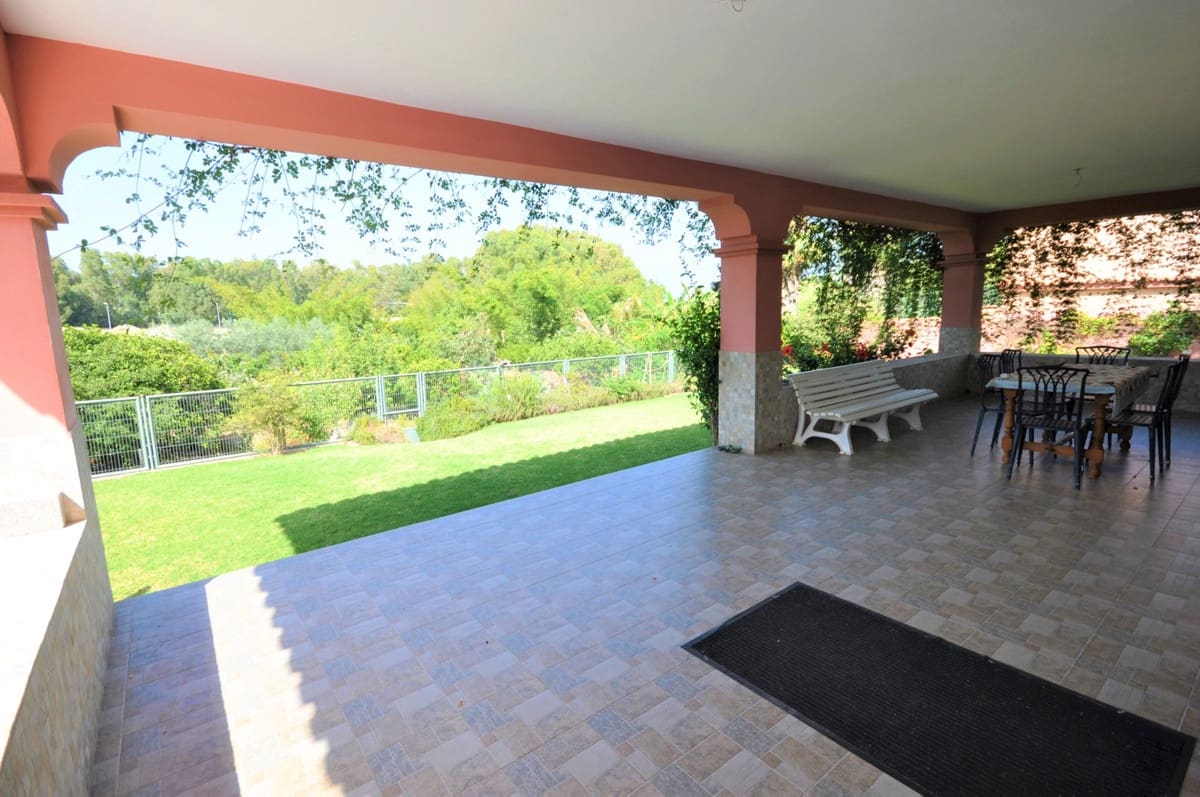 4 bedroom Finca/Country House for sale in Bahia de Casares - € 1,350,000 (Ref: 9363996)