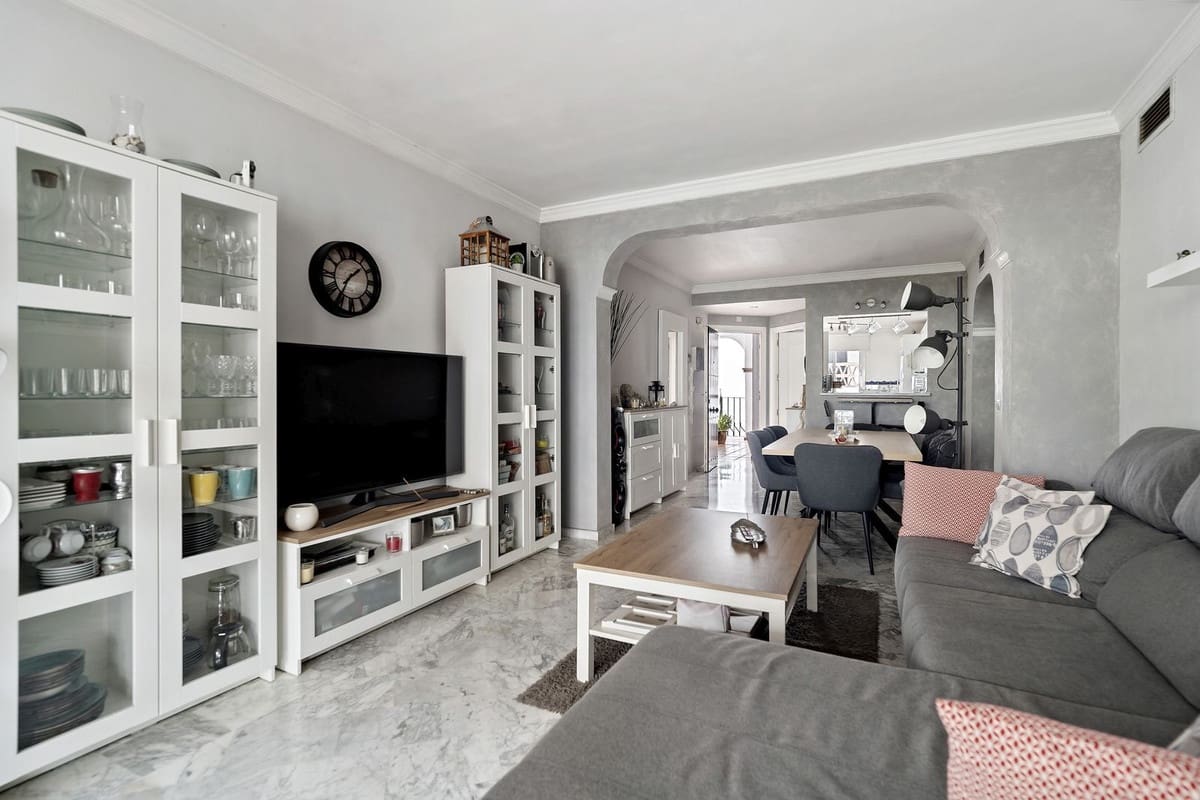 2 soveværelse Lejlighed til salg i Mijas Golf - € 309.500 (Ref: 9364000)