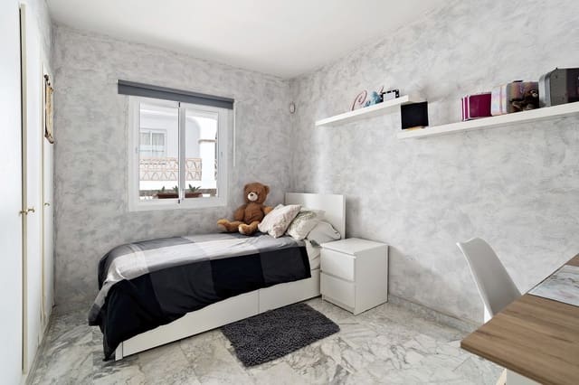 2 soveværelse Lejlighed til salg i Mijas Golf, Mijas - € 309.500 (Ref: 9364000)