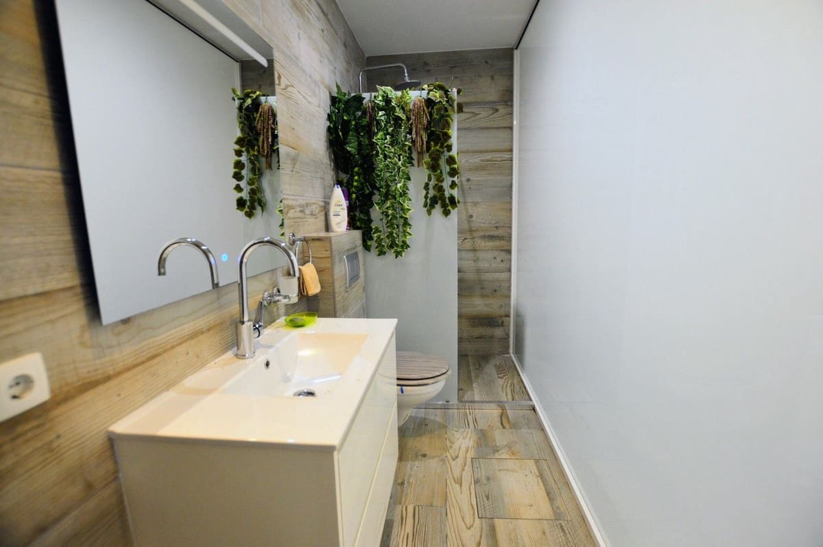 Chalet de 5 habitaciones en Villamartin en venta - 485.000 € (Ref: 9364001)