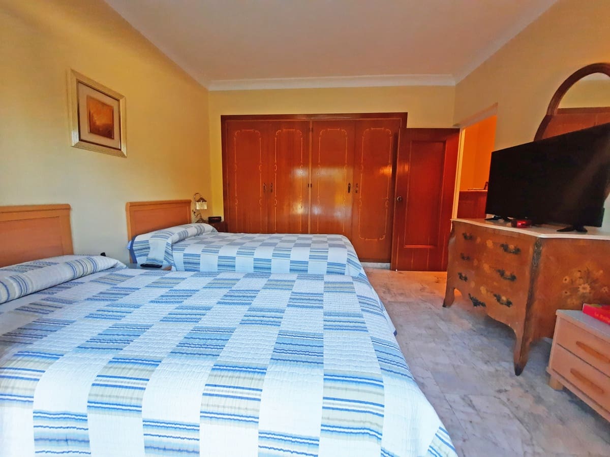 5 quarto Moradia para venda em Benalmadena - 1 049 000 € (Ref: 9364002)