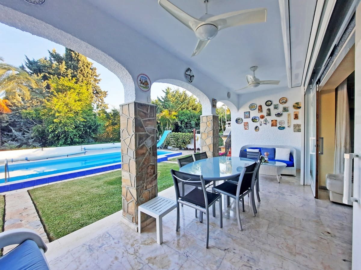 5 quarto Moradia para venda em Benalmadena - 1 049 000 € (Ref: 9364002)