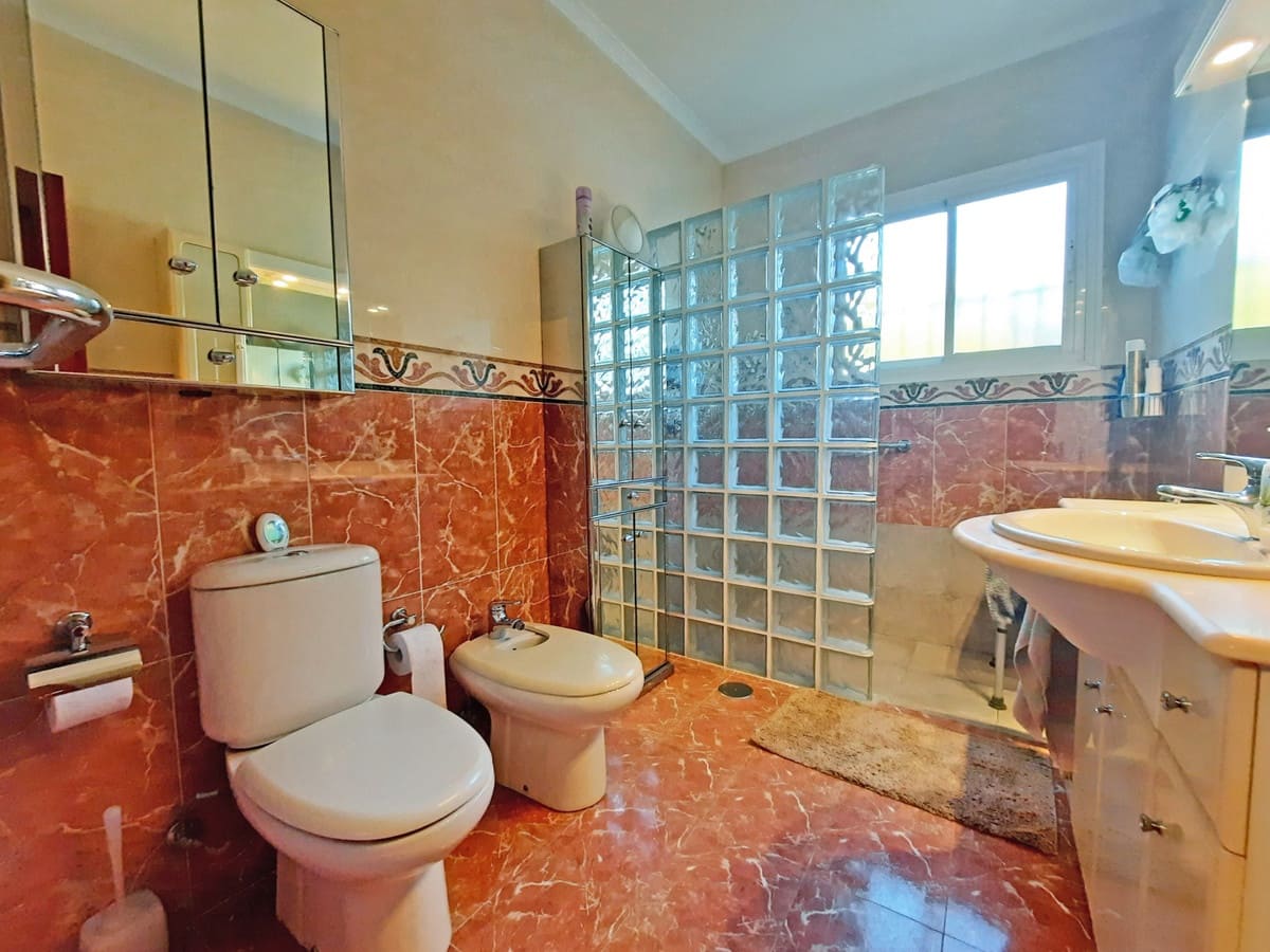 5 quarto Moradia para venda em Benalmadena - 1 049 000 € (Ref: 9364002)