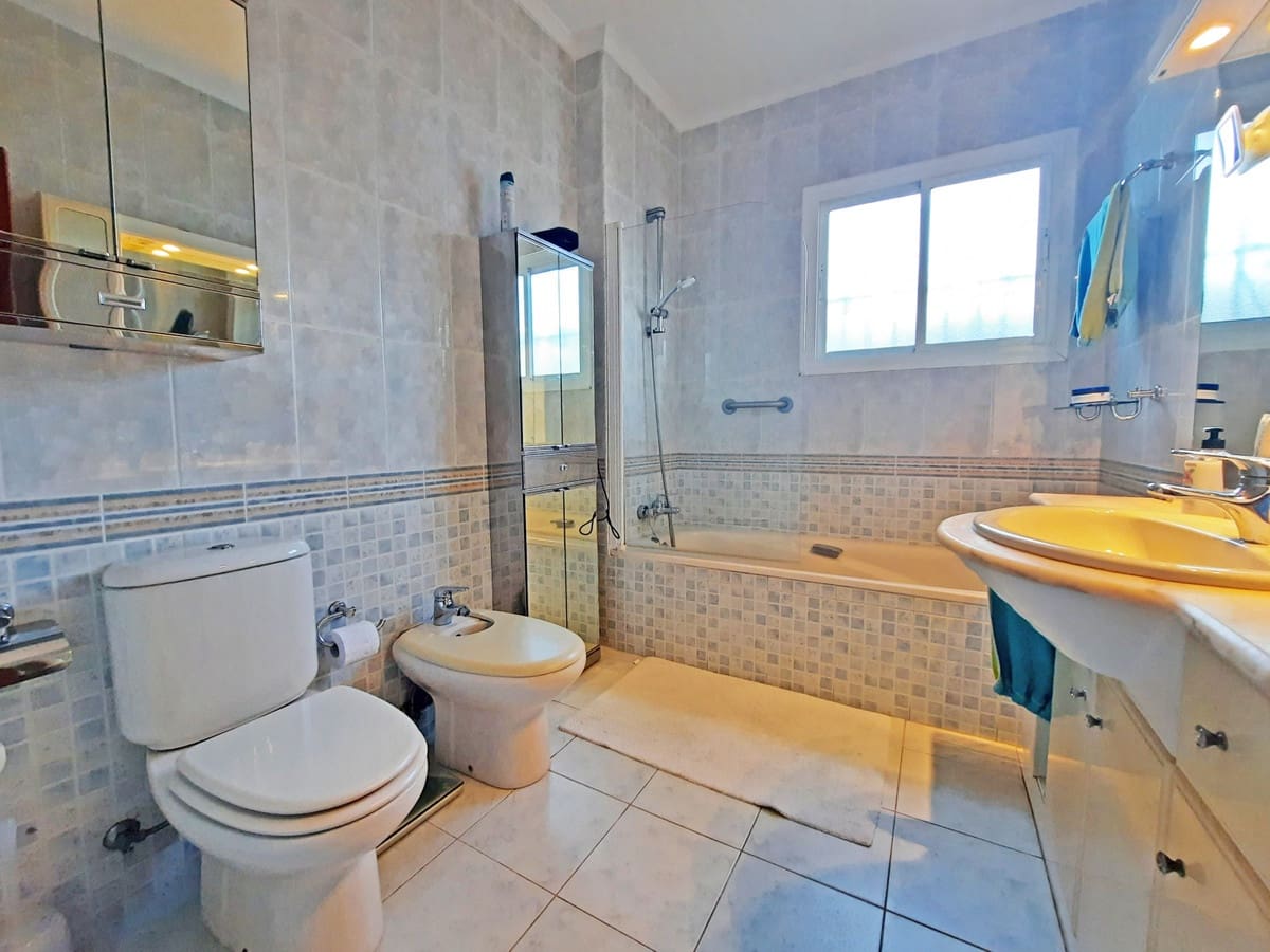 5 quarto Moradia para venda em Benalmadena - 1 049 000 € (Ref: 9364002)