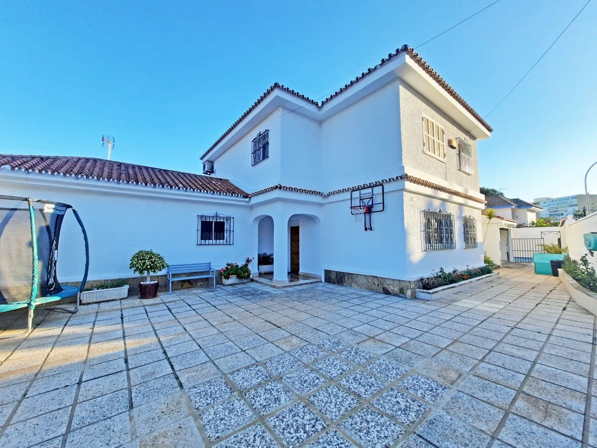 5 quarto Moradia para venda em Benalmadena - 1 049 000 € (Ref: 9364002)